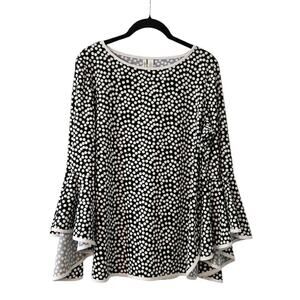 Versona Womens Size LG Top Black White Dots Boat Neck Flared Sleeves Made In USA